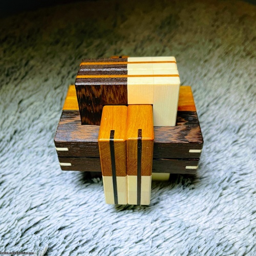 Tricolore Wood Wonders Black Friday