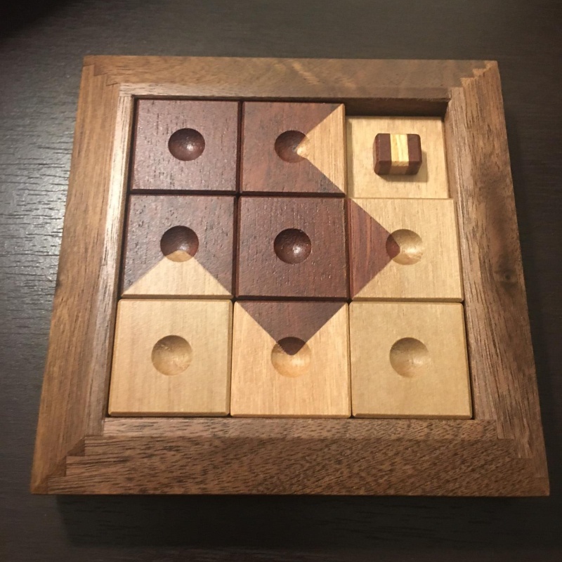 Juno's Arrow (Sliding Block Puzzle)