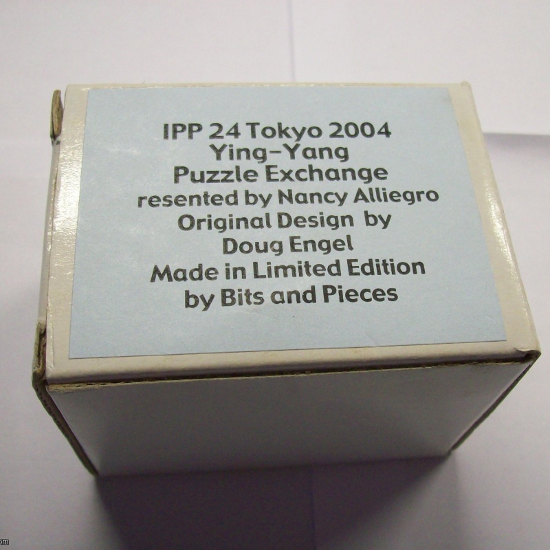 Yin and Yang Puzzle (Exchange Puzzle IPP 24)