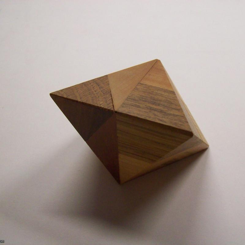 Double Pyramid (Exchange Puzzle IPP 31)