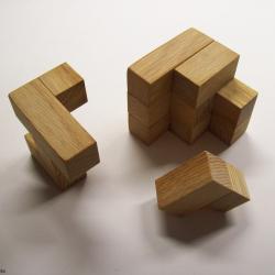 Coffin's Four-piece Cube (Exchange Puzzle IPP 37)