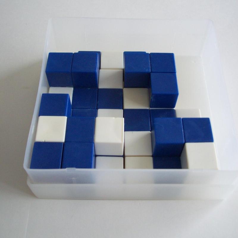 Finnish Flag (Exchange Puzzle IPP 25)