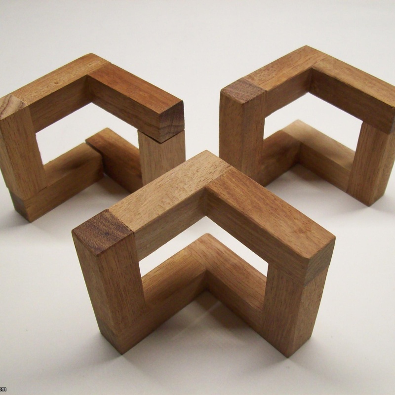 Borromean Braid (Exchange Puzzle IPP 31)
