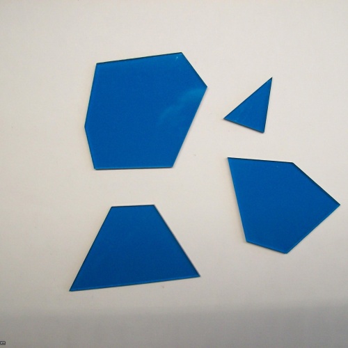 Symmetric Shape (Exchange Puzzle IPP 34)