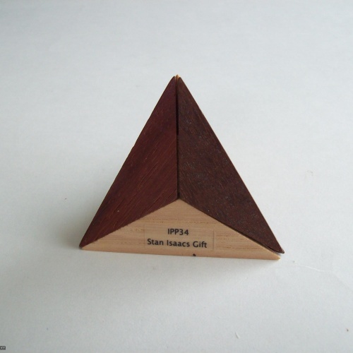 “TetraParquet” (Exchange Puzzle IPP 34)