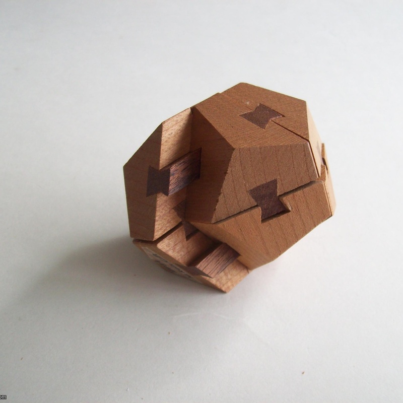 “Twelve Bowties” (Exchange Puzzle IPP 34)