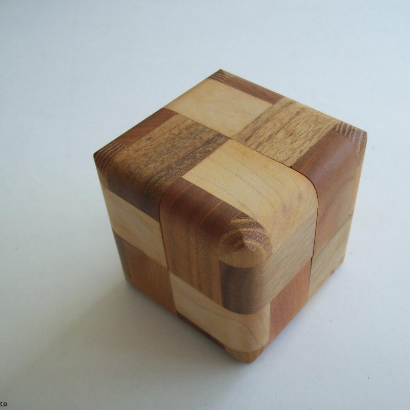 ”Heblo” (Exchange Puzzle IPP 37)