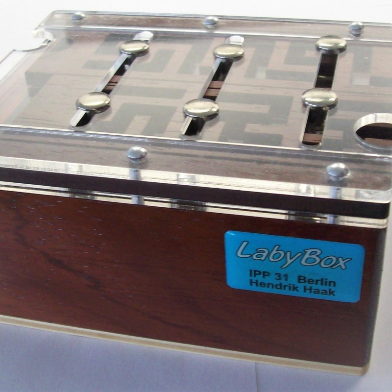 “LadyBox” (Exchange Puzzle IPP 31)