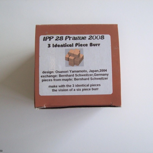 “Three Identical Pieces Burr” (Exchange Puzzle IPP 28)