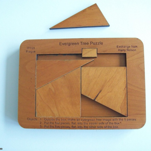 “Evergreen Tree Puzzle”