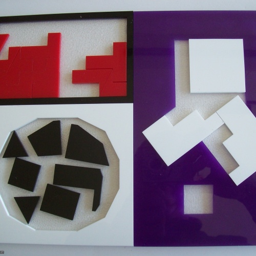 Pythagorean Pentominoes