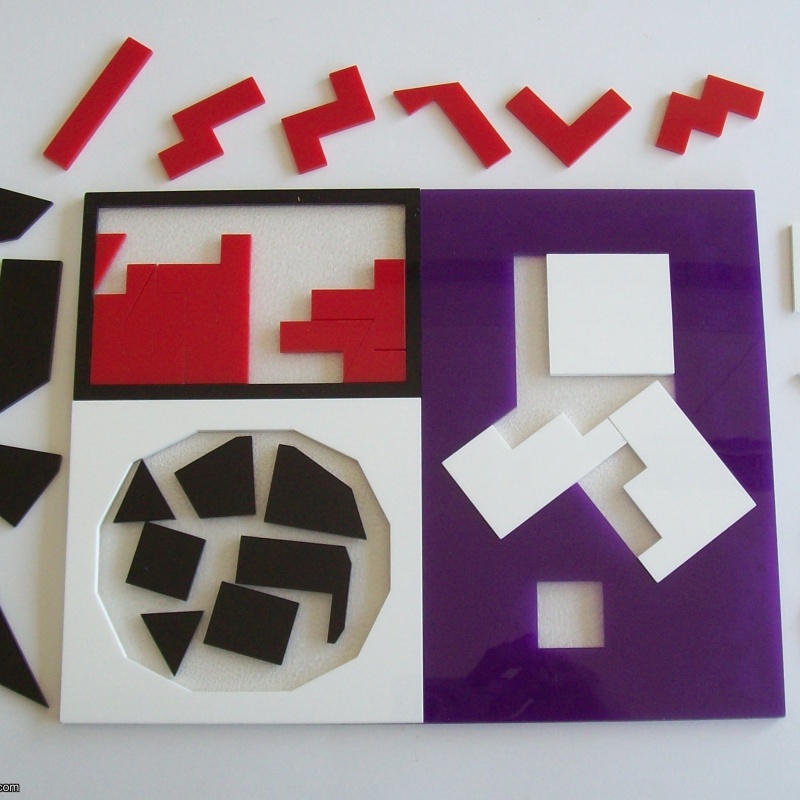 Pythagorean Pentominoes