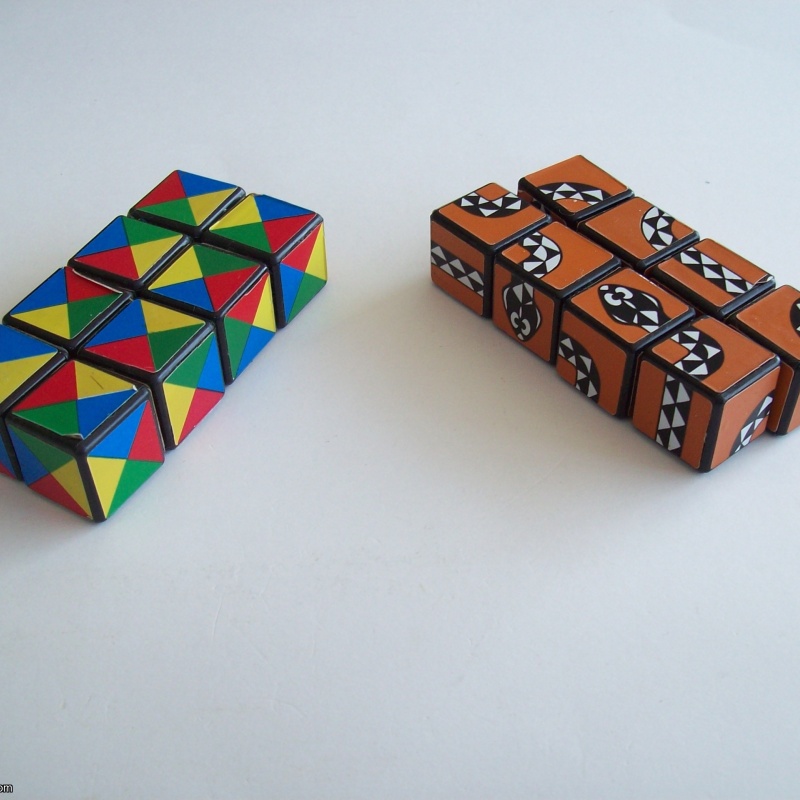 Cubes, 8 blocks coloring and 8 blocks snake