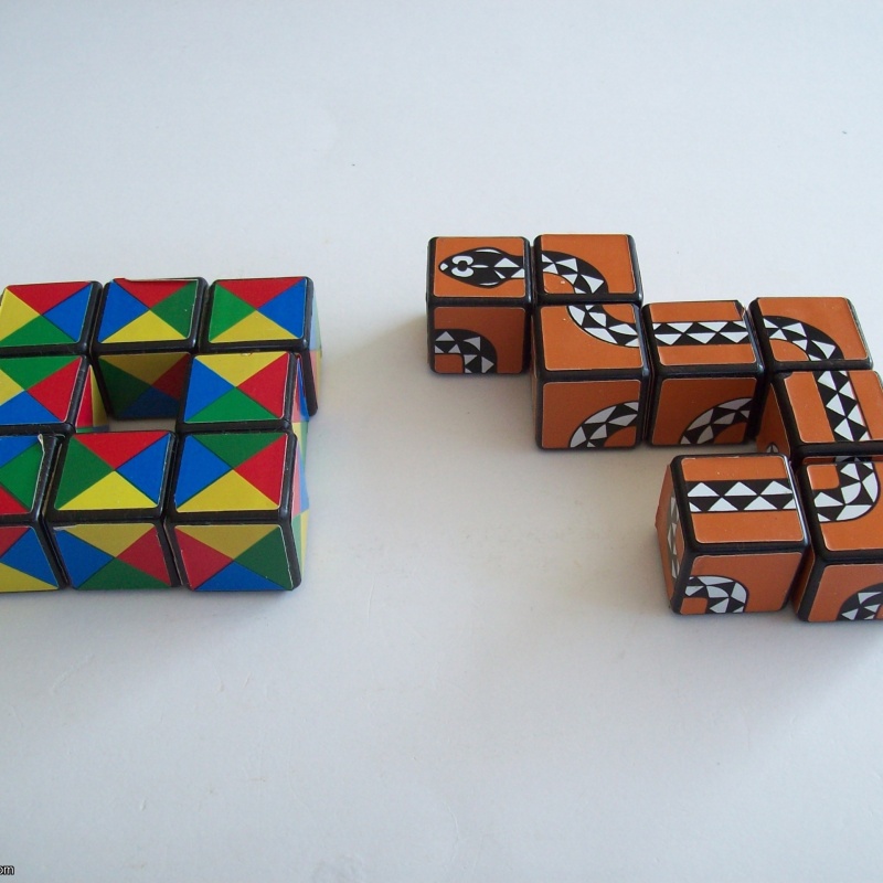 Cubes, 8 blocks coloring and 8 blocks snake