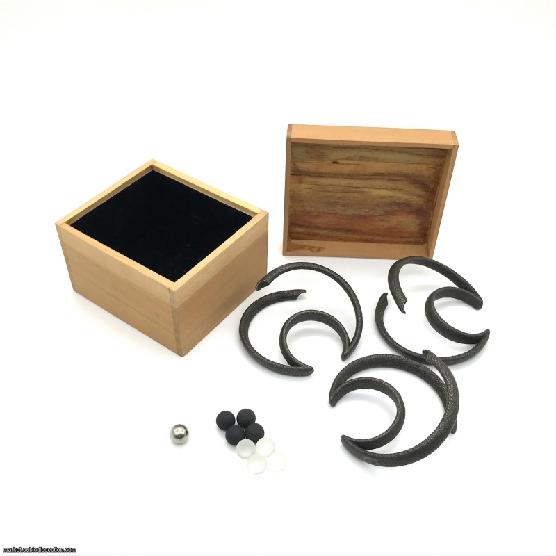 Moon Pi by Bathsheba Grossman