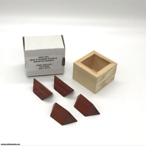 Min-Pyramid Puzzle by Sarl Dalloz