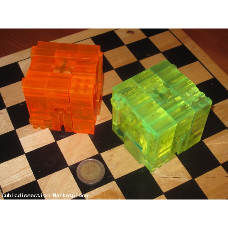 Scacco F.R. Opal Puzzle Chess Set