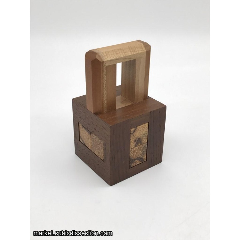 Padlock Burr by Tim Alkema