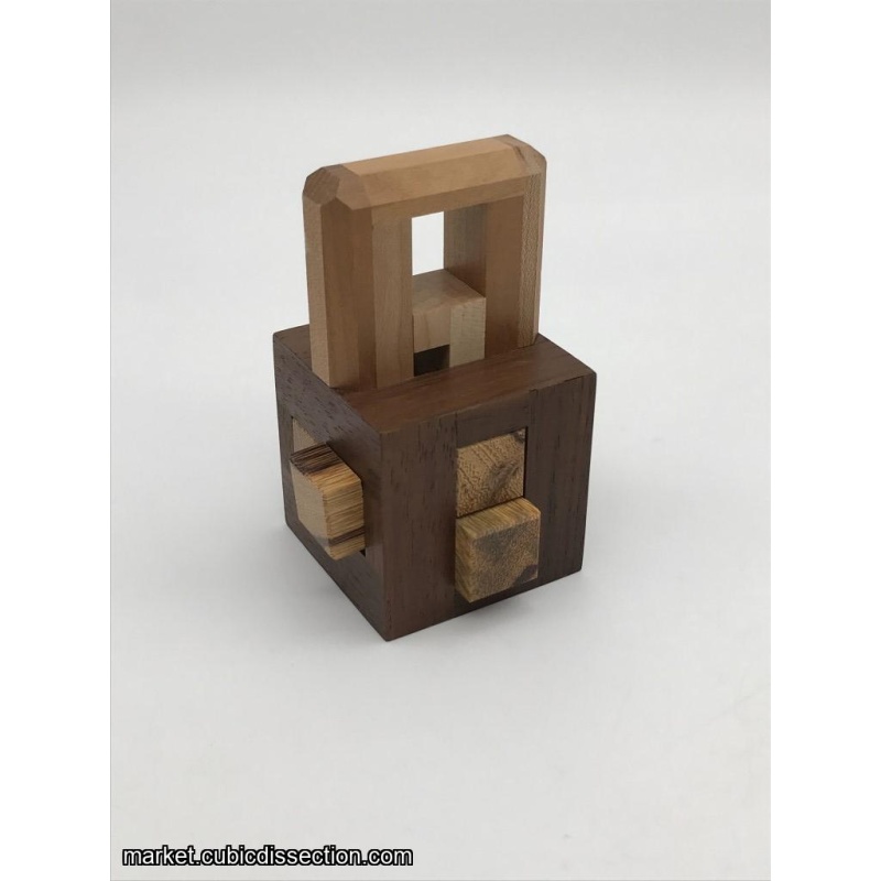 Padlock Burr by Tim Alkema