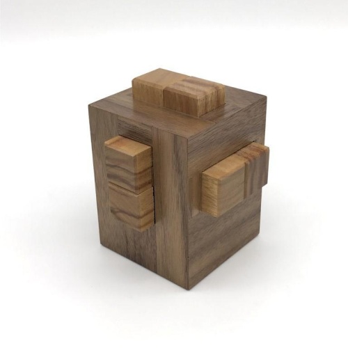 Prison Burr by Stéphane Chomine