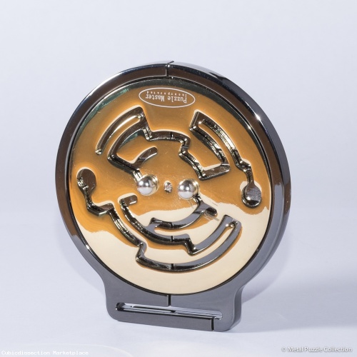 Hanayama Cast Medallion