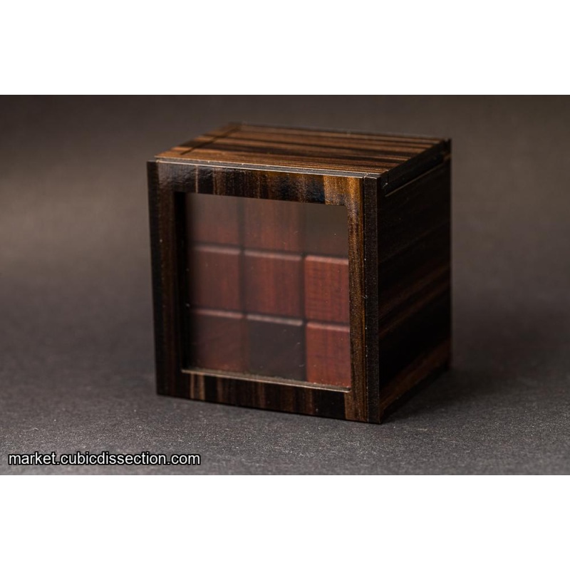 5L Box by Hajime Katsumoto