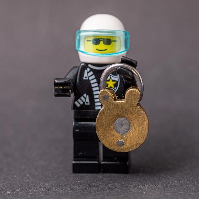 Tiny Lock