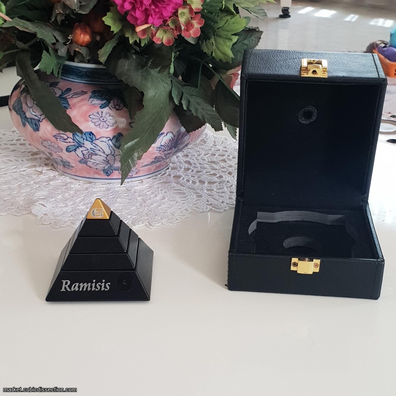 Ramisis G2 Black&Gold