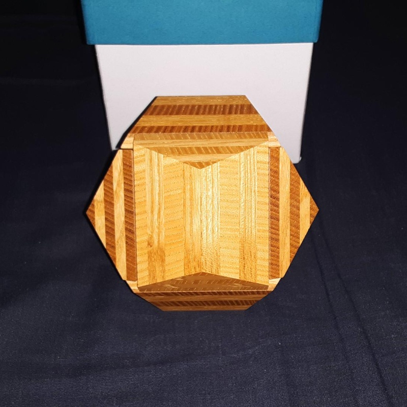 Pyramid - Hideaki Kawashima/KCG