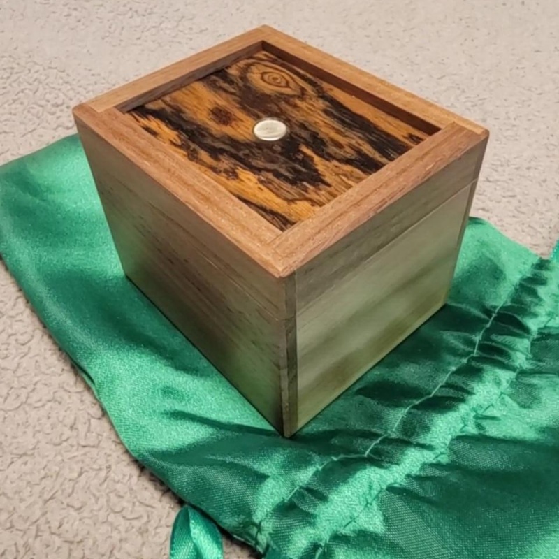 Lift Box