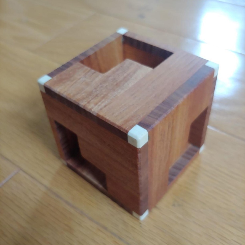 Kryptonite by Laszlo Molnar