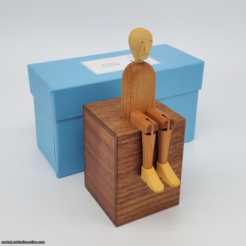 A Long Wait (KY-17) by Yoh Kakuda