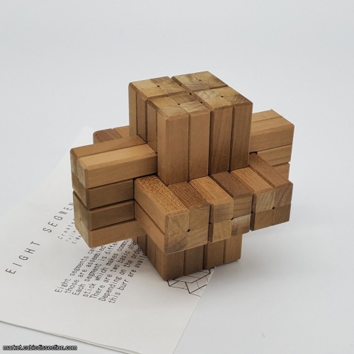 Eight Segment Burr (var 4-1) by Hidekuni Tamura