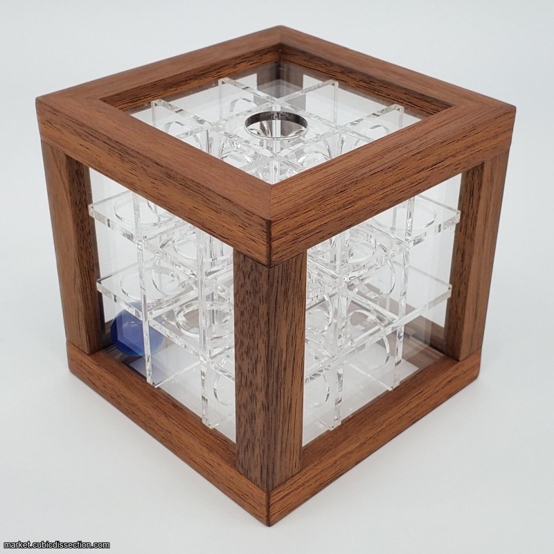 No Dexterity by Oskar van Deventer and Tom Lensch