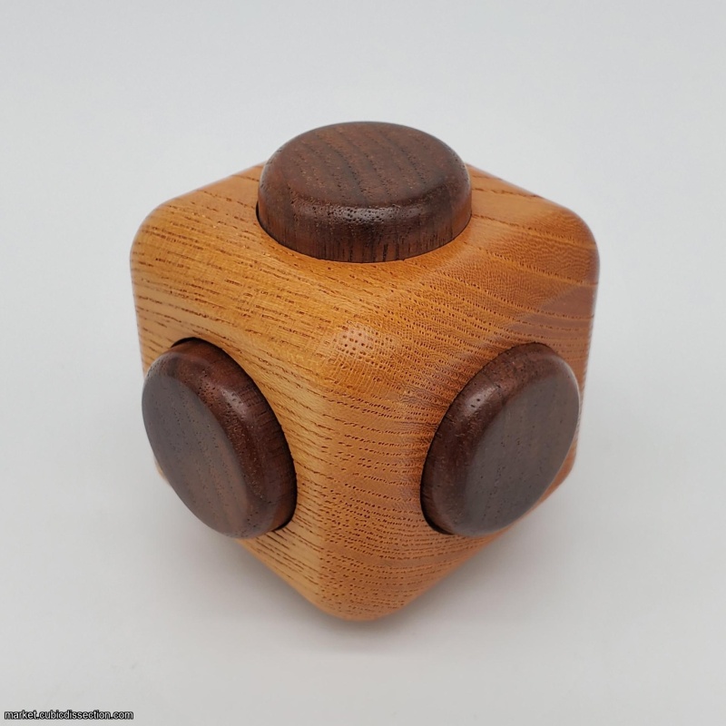 Karakuri Small Box #8 (KK-8-2)