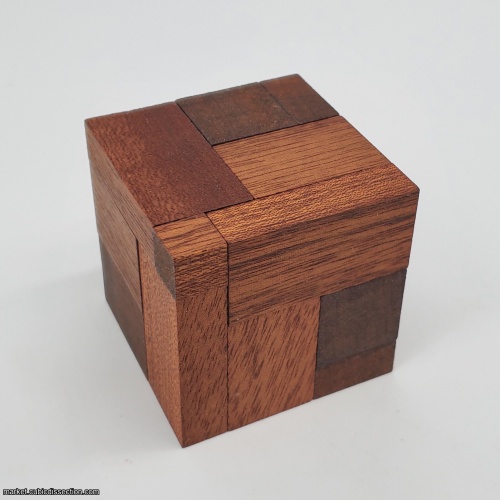 17-piece Cube by Philippe Dubois