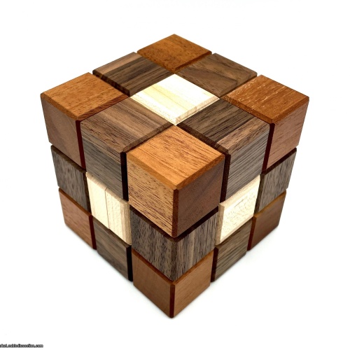 205 Minutes by Aleksandr Leontev Oddball