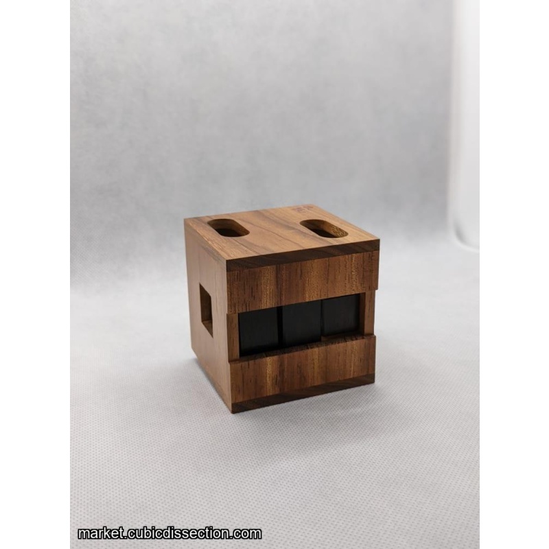 ResQ (Ebony)