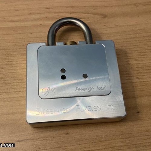 Revenge lock (the wanderer)