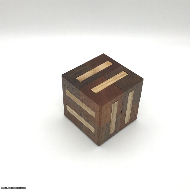 Okto Cube by Yavuz Demirhan