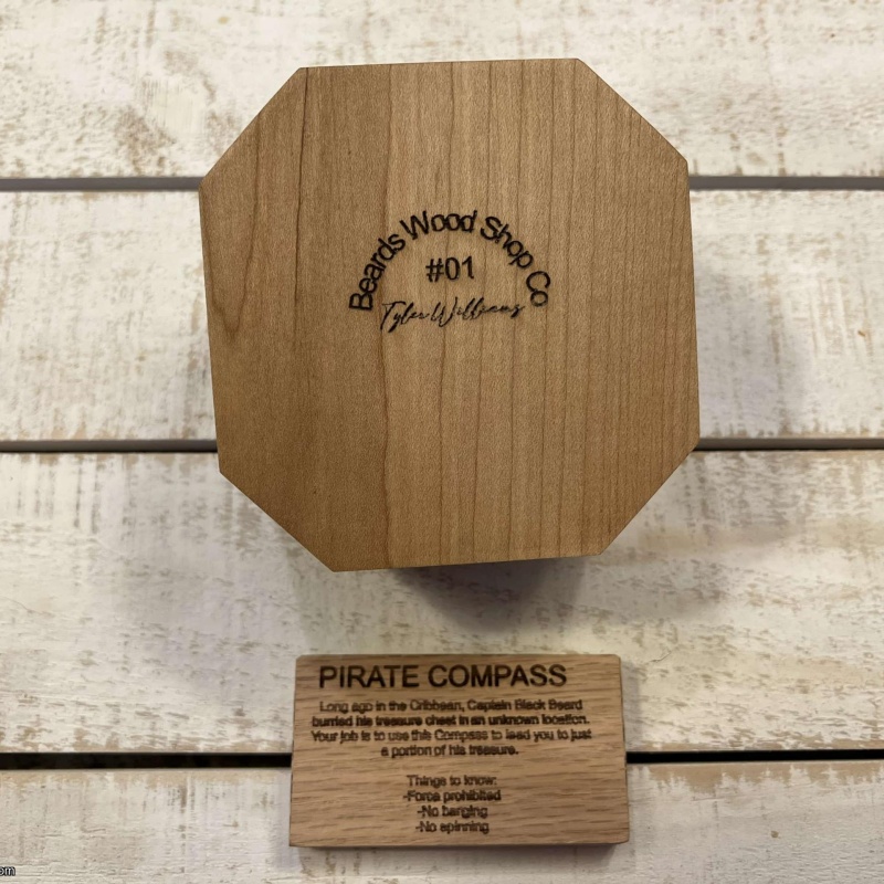 Pirates Compass - LE #01