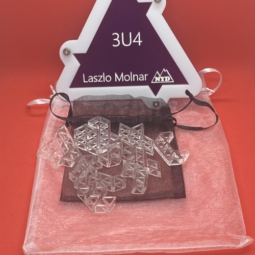 3U4 by Laszlo Molnar