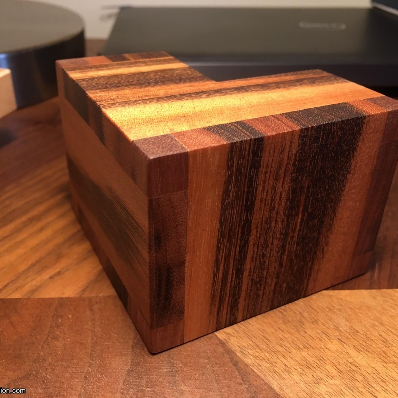 Corner Cube