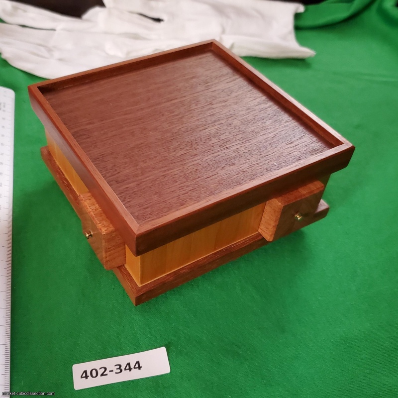 The Sonneveld Box (DS-95) by Trevor Wood [402-344]