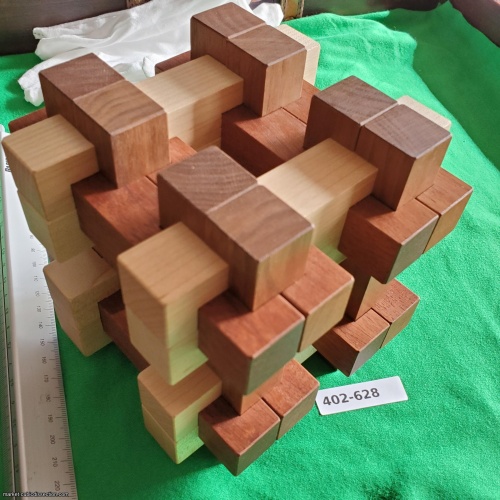 S/M 24 (1A-7) [402-628]