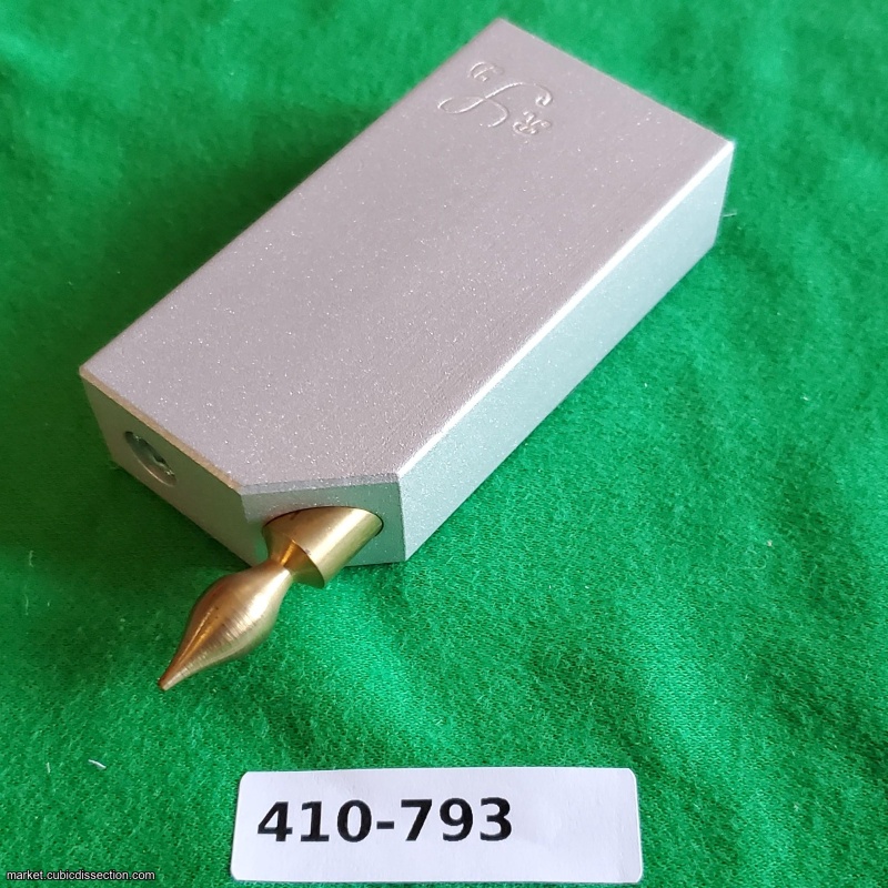 feuerzeug by Roger D [410-793]