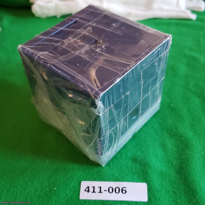 First Box by Strijbos [411-006]