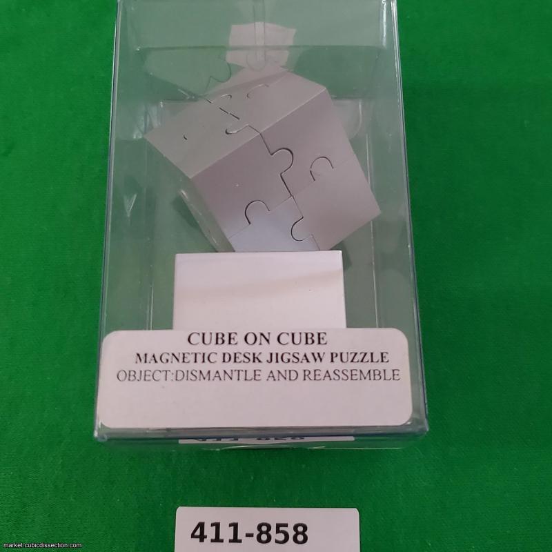 Cube on Cube [411-858]