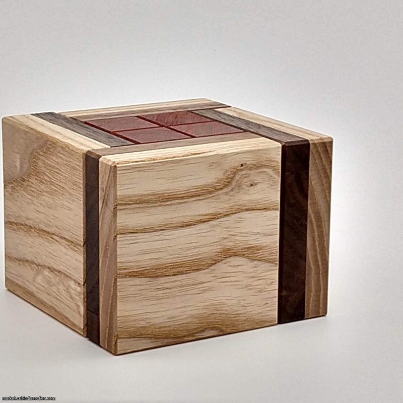 Coniburr by Tim Alkema