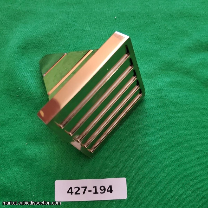 Brass Pyramid [427-194]
